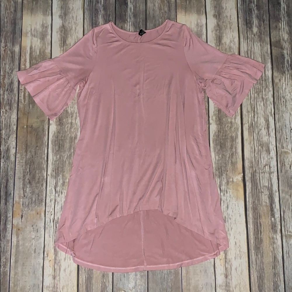 blush colored ruffle sleeve tunic 💕